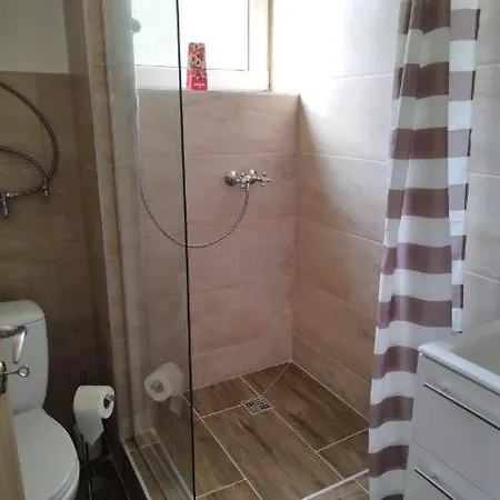 Stratenka Guest house *