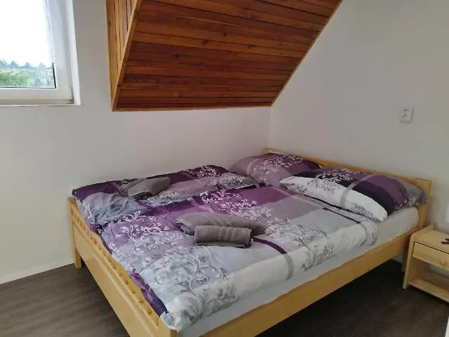 Stratenka 3*